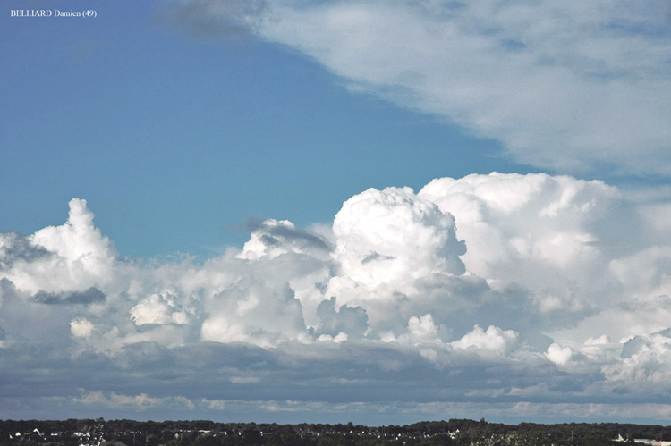 Photo de Cumulonimbus en Escalier 4e le 06 juin 2005 en Anjou