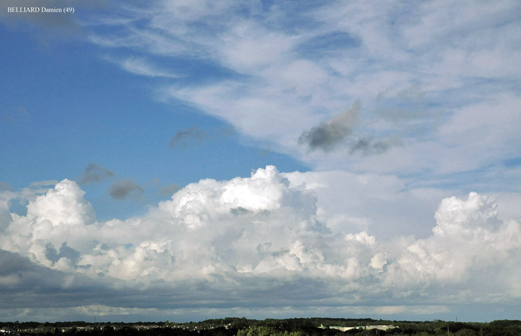 Photo de Cumulonimbus en Escalier 4h le 06 juin 2005 en Anjou