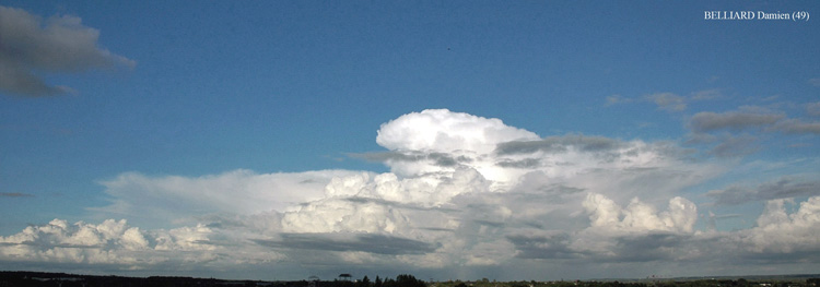 Photo de Cumulonimbus Calvus - Vue Générale 5a le 06 juin 2005 en Anjou