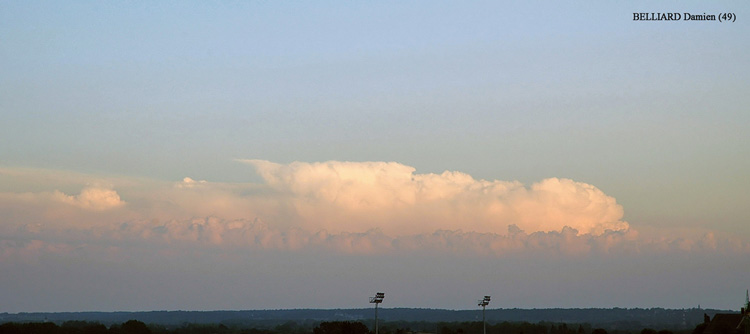 27 juillet 2005 - 20h19 - Orage Multicellulaire Lointain