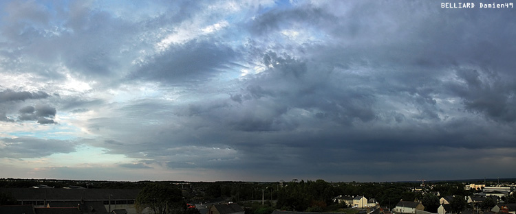 29 juillet 2005 - 20h37 - Stratocumulus Castellanus