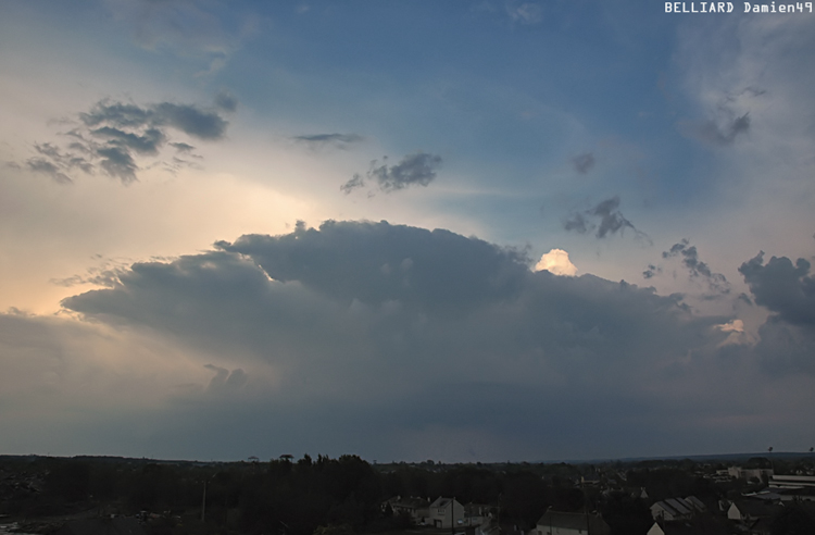 30 avril 2007 - 20h11 - Orage Multicellulaire