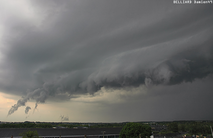 30 avril 2007 - 20h41 - Tornade